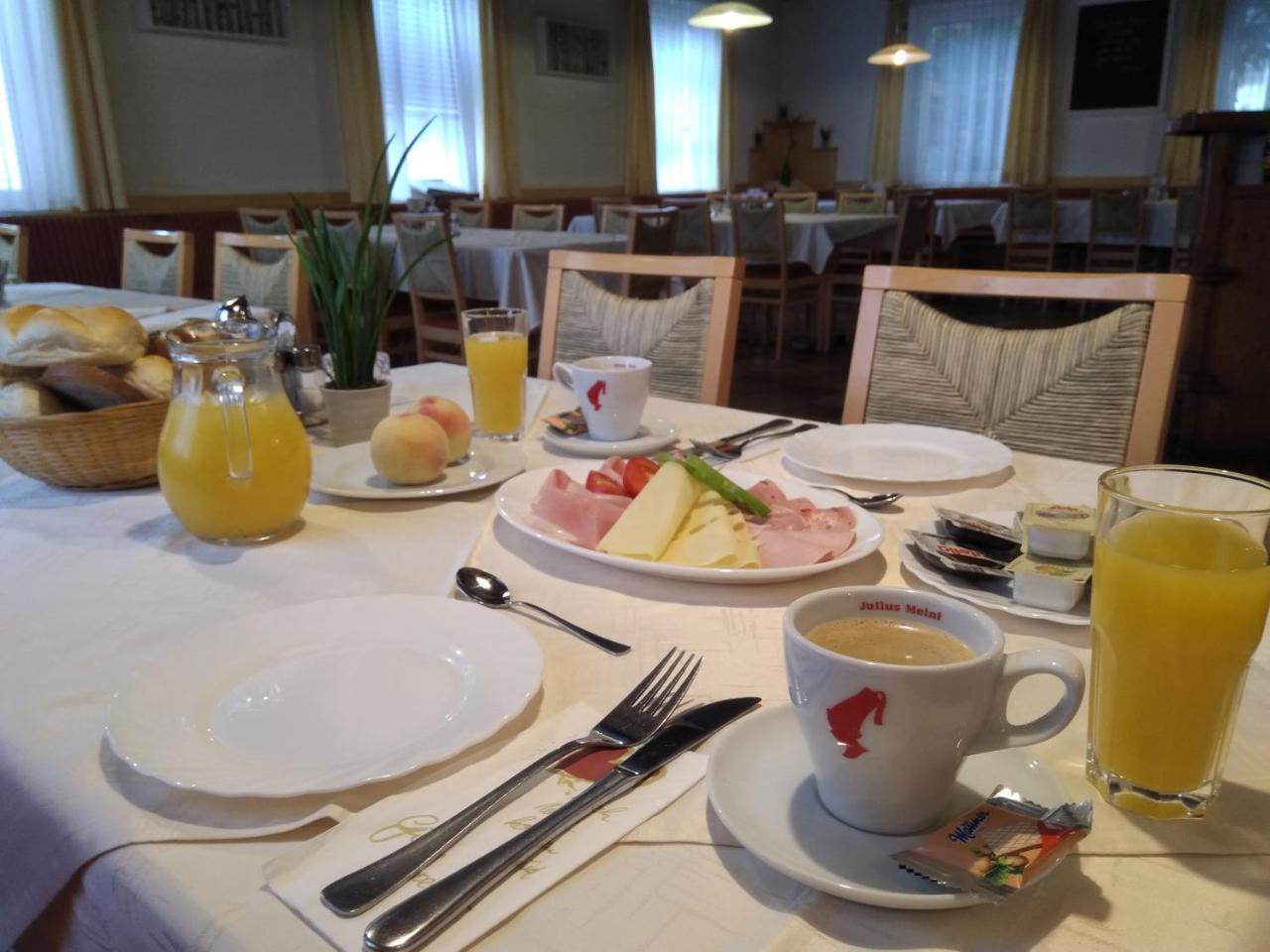 Tumeltsham Gasthaus Schachinger מראה חיצוני תמונה